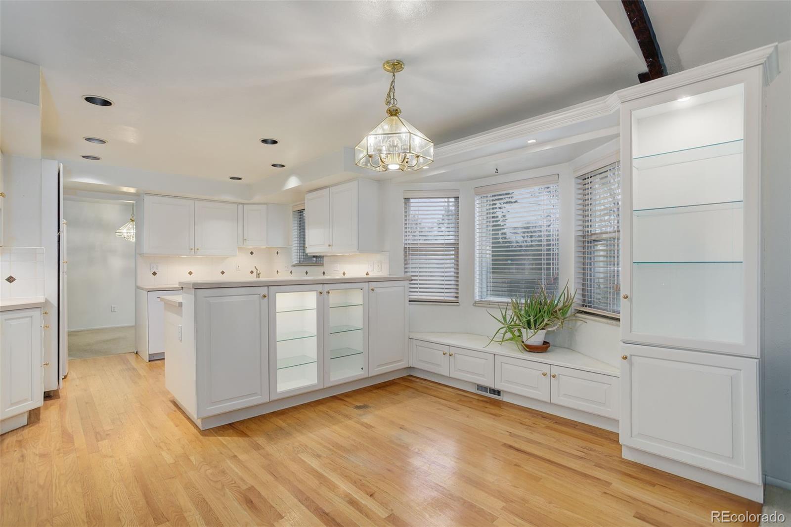 MLS Image #8 for 3026 s alton court,denver, Colorado