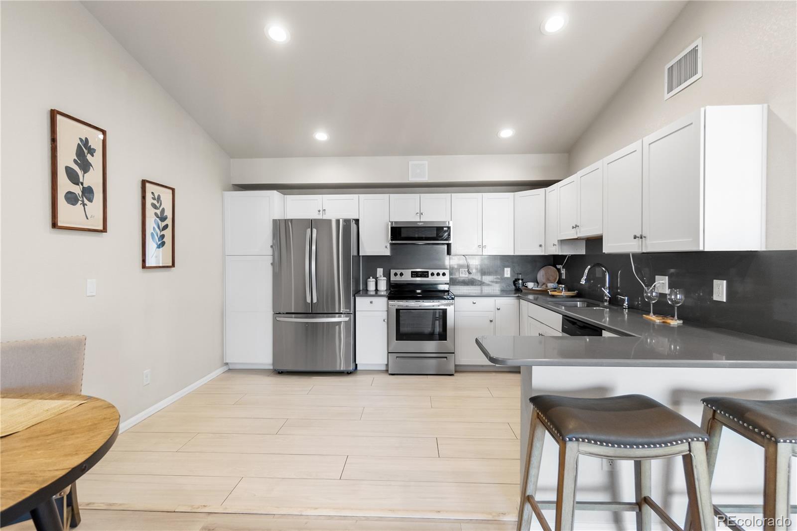 MLS Image #11 for 875 e 78th avenue,denver, Colorado
