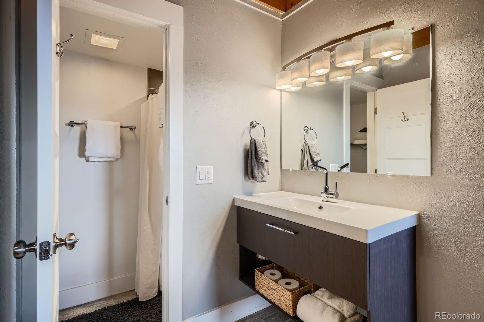 MLS Image #13 for 4200  lodge pole circle,silverthorne, Colorado