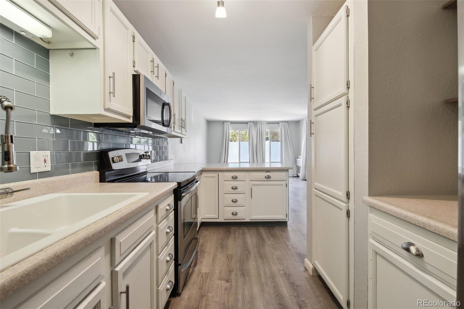 MLS Image #12 for 857 s van gordon court,lakewood, Colorado