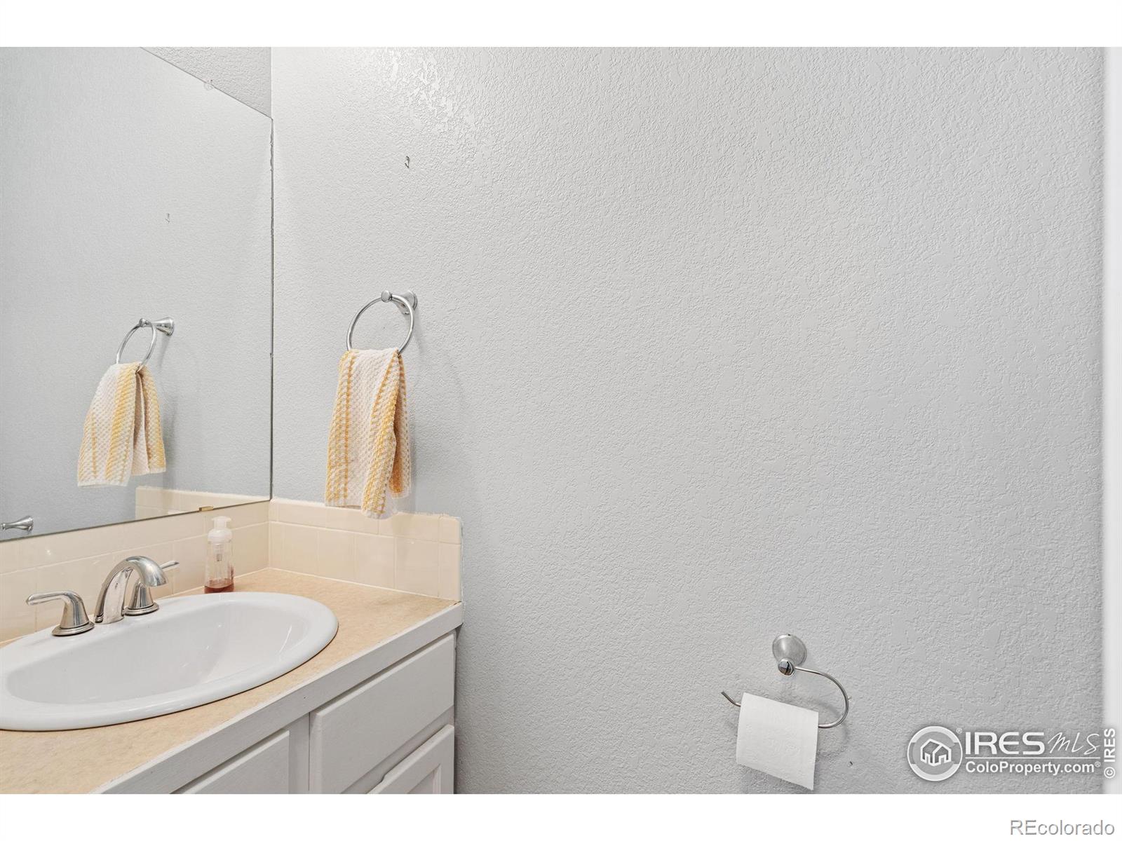 MLS Image #6 for 1038  winona circle,loveland, Colorado