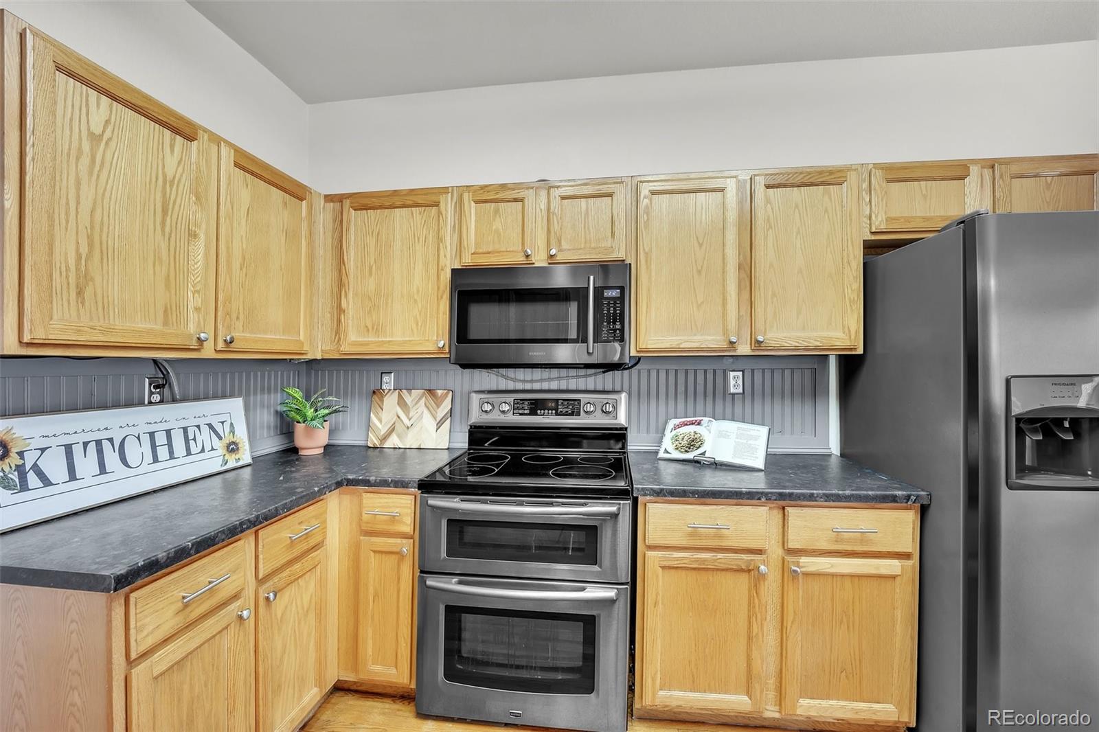 MLS Image #9 for 627  sand creek drive,colorado springs, Colorado