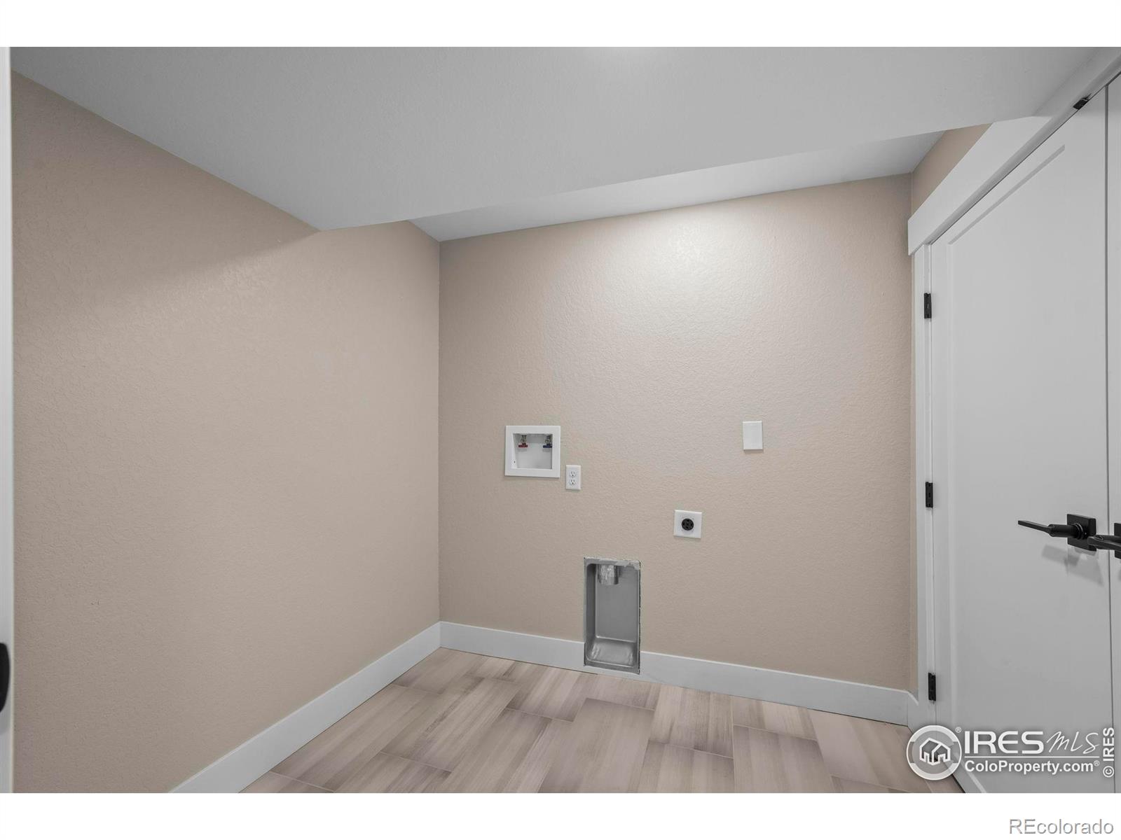 MLS Image #26 for 8334  allison court,arvada, Colorado