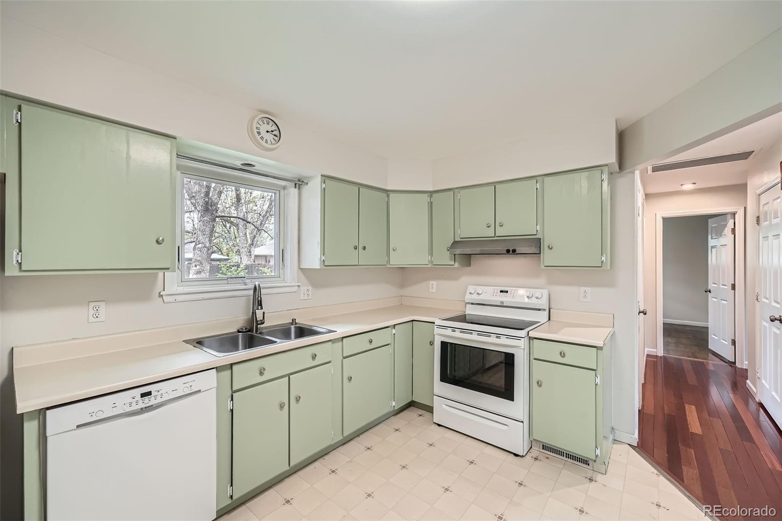 MLS Image #10 for 1740 s estes street,lakewood, Colorado