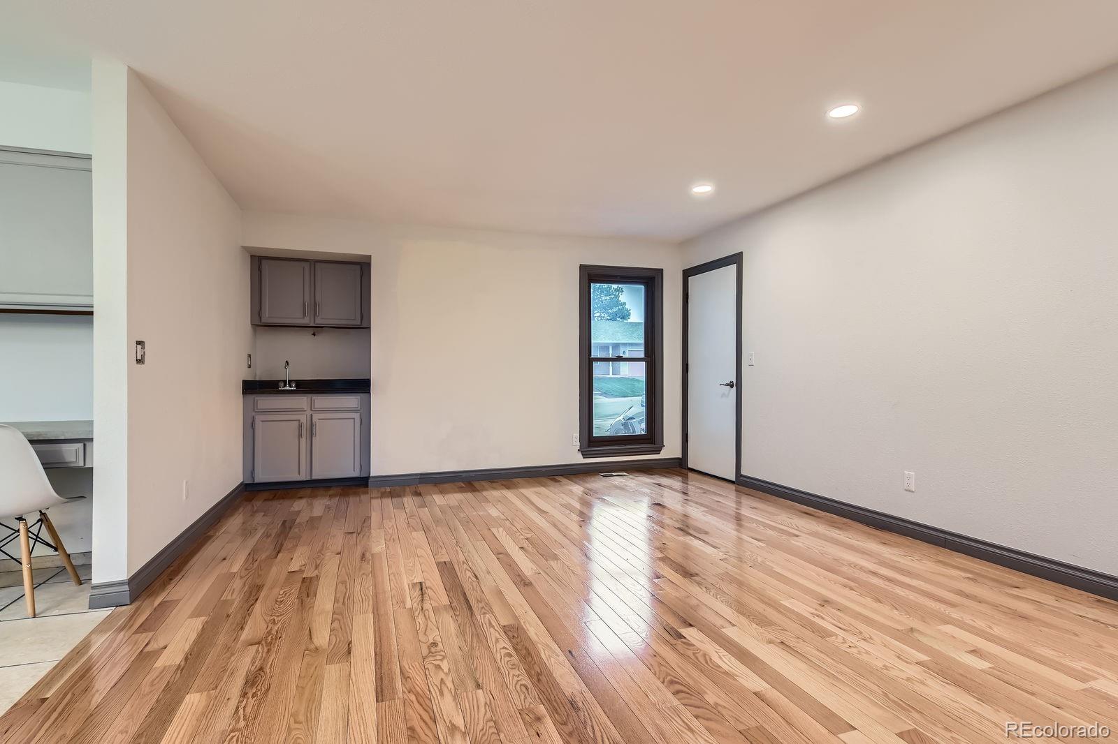 MLS Image #11 for 8075 s harrison way,centennial, Colorado