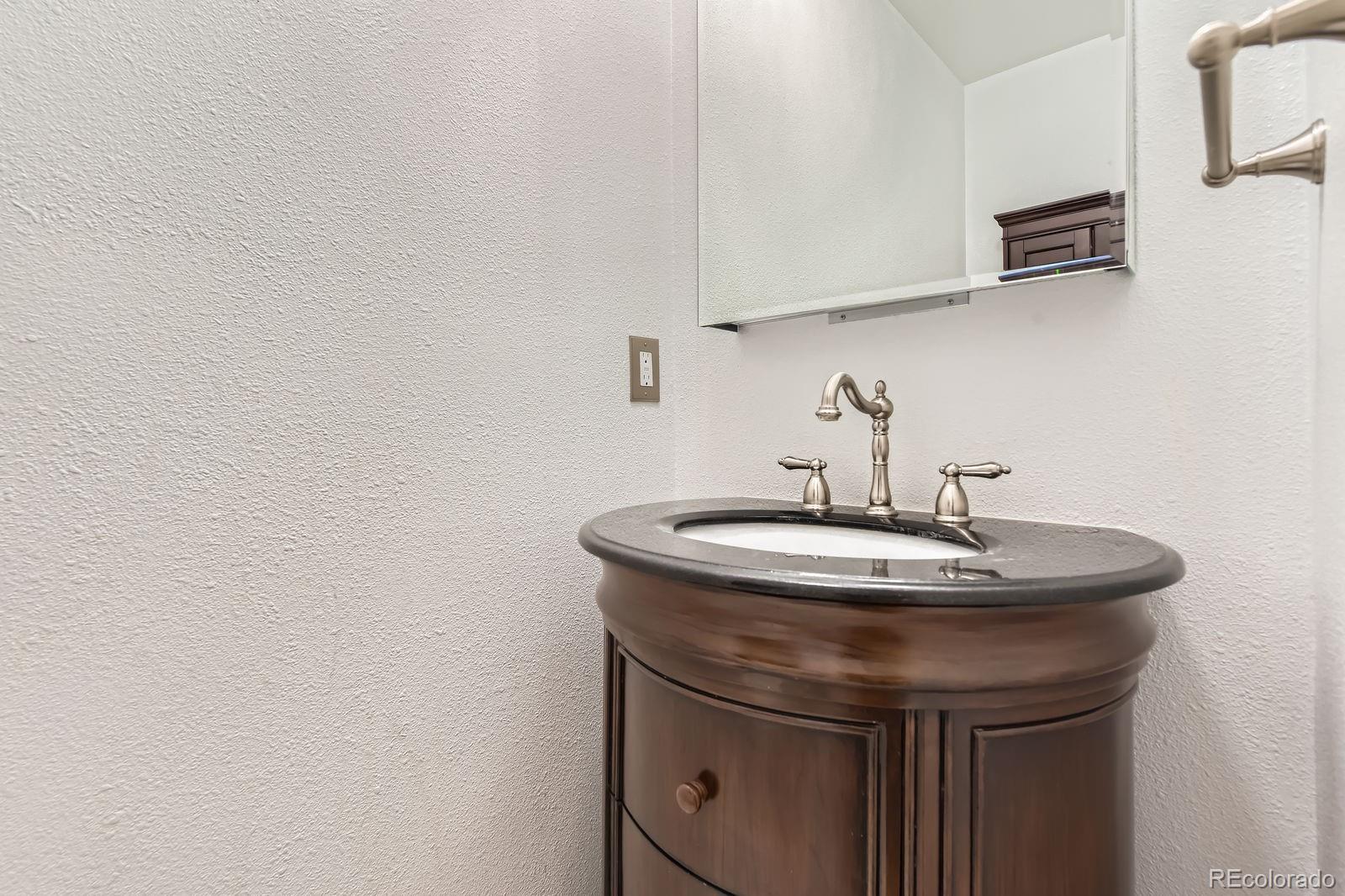 MLS Image #13 for 8075 s harrison way,centennial, Colorado