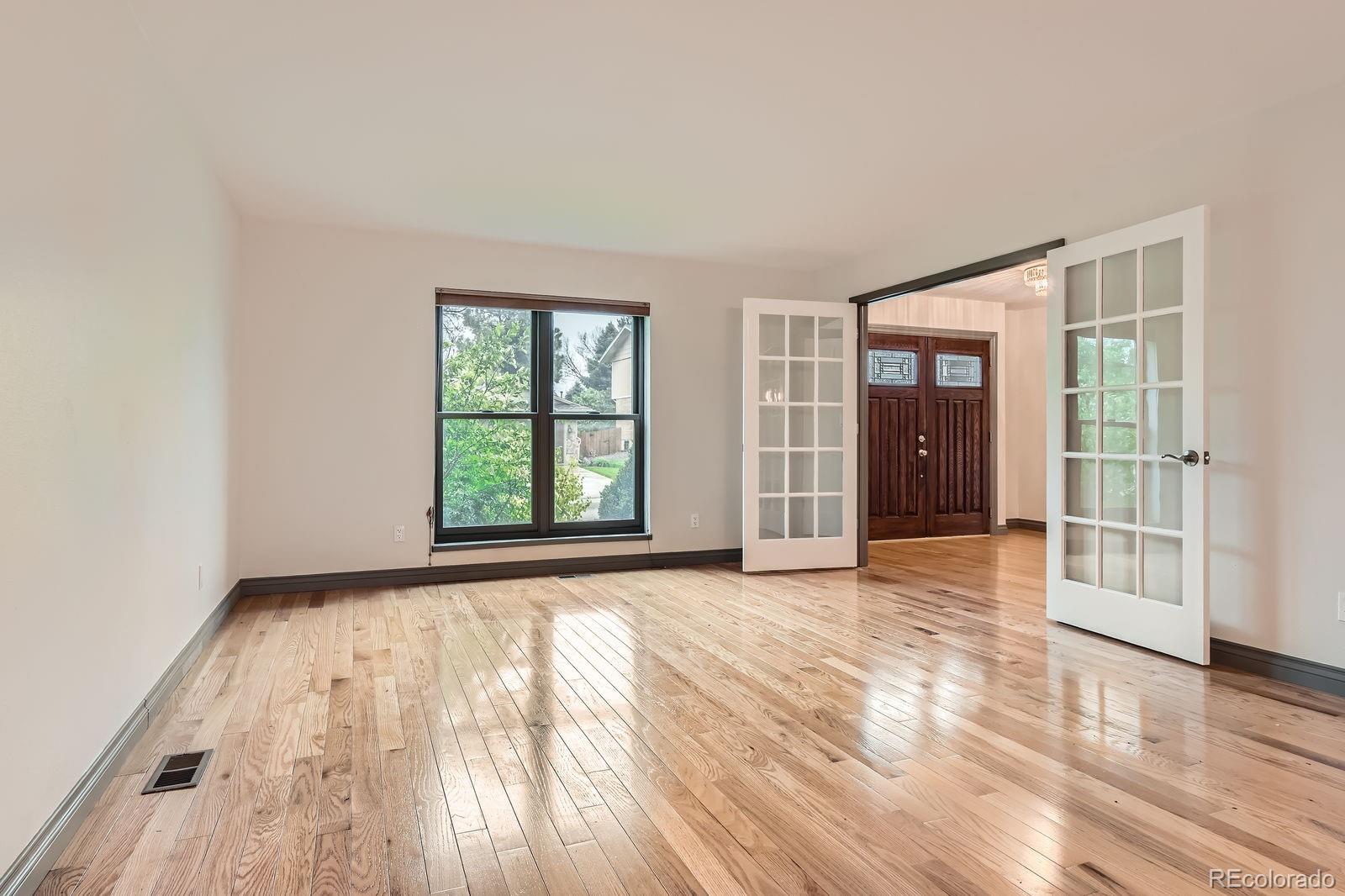 MLS Image #4 for 8075 s harrison way,centennial, Colorado