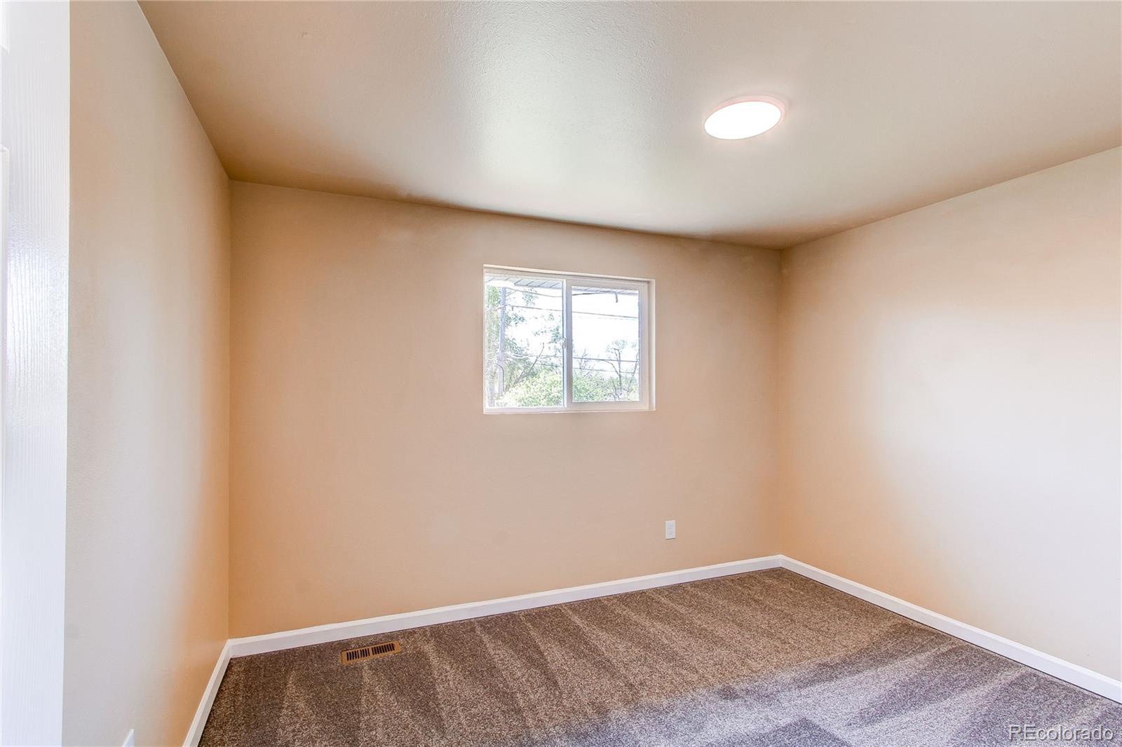 MLS Image #13 for 8540  corona street,denver, Colorado