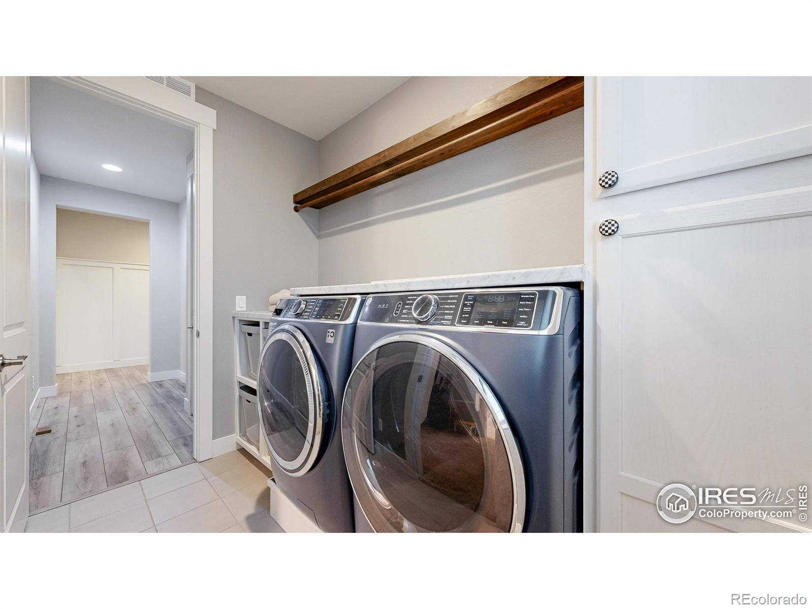 MLS Image #19 for 2137  setting sun drive,windsor, Colorado