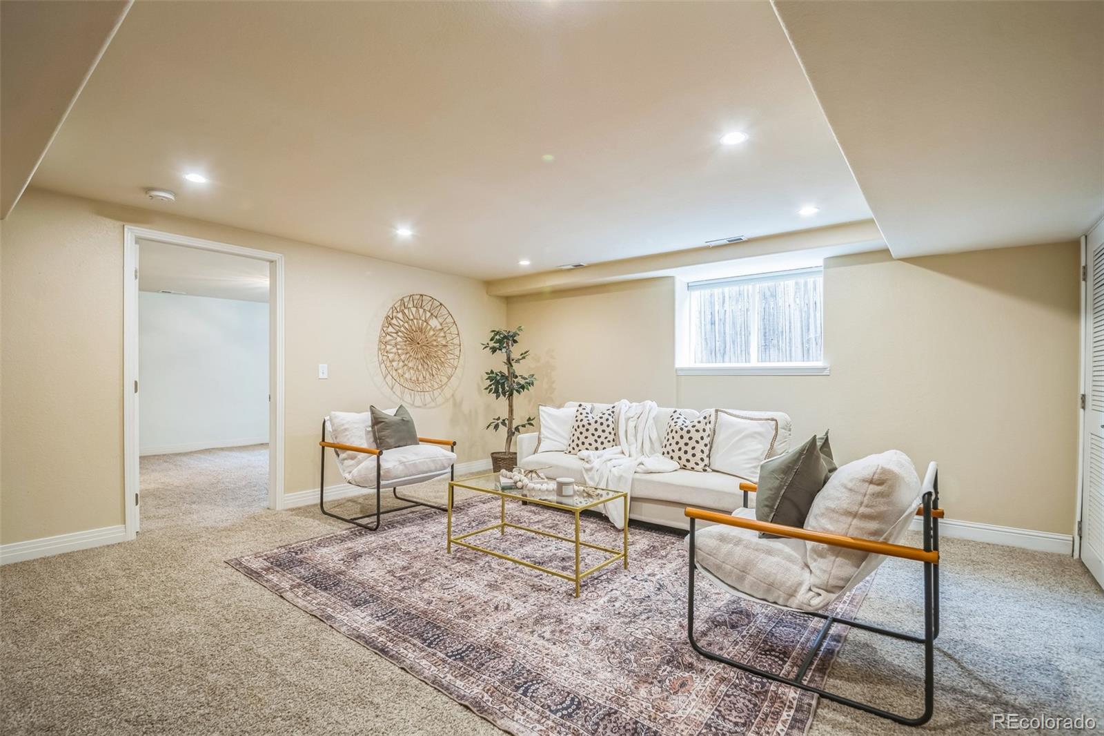 MLS Image #19 for 2539 n york street,denver, Colorado