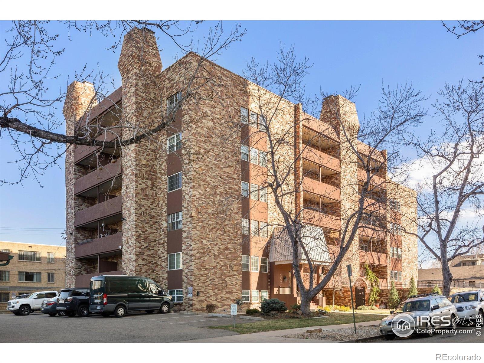 MLS Image #11 for 252 n pennsylvania street,denver, Colorado