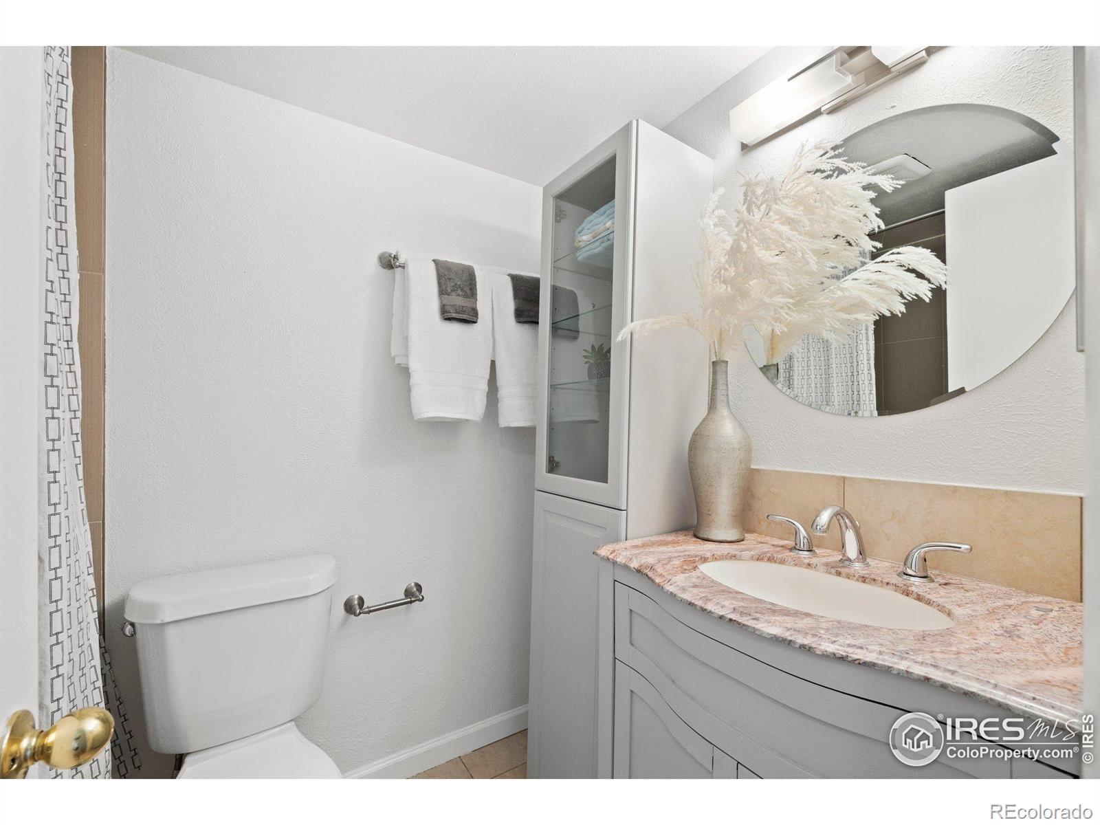 MLS Image #8 for 252 n pennsylvania street,denver, Colorado