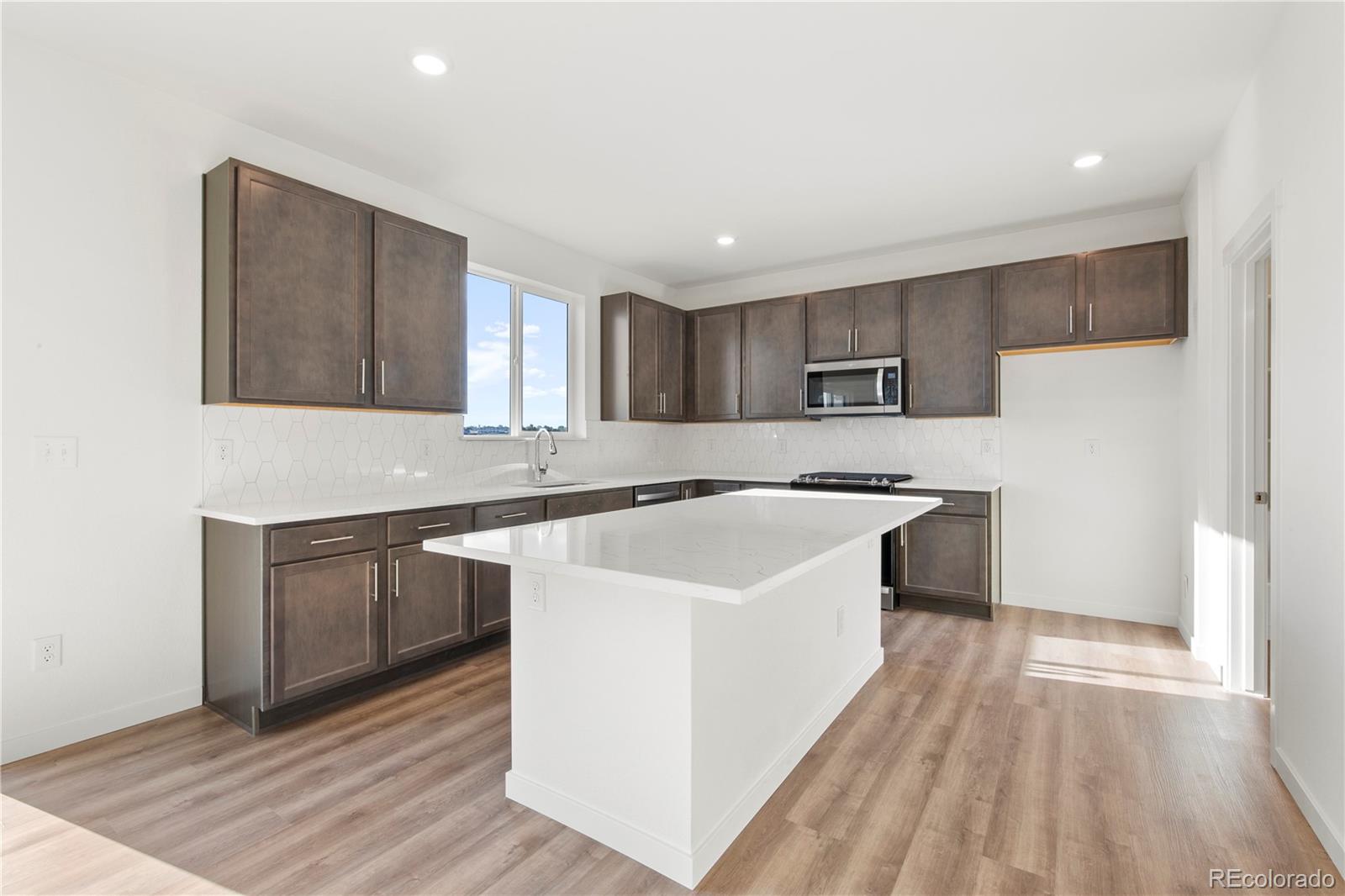 MLS Image #6 for 684  piedmontese street,johnstown, Colorado