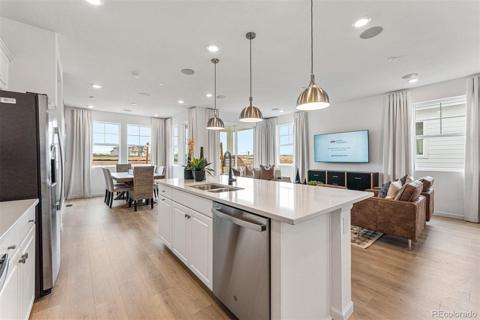 MLS Image #12 for 3381 n denali street,aurora, Colorado