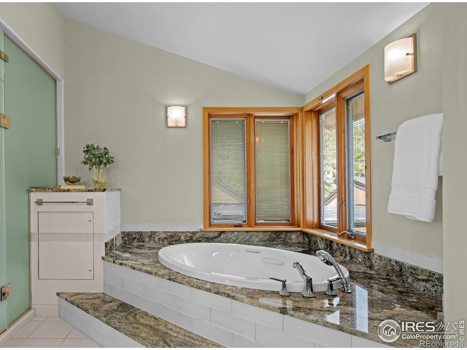 MLS Image #9 for 560  northstar court,boulder, Colorado