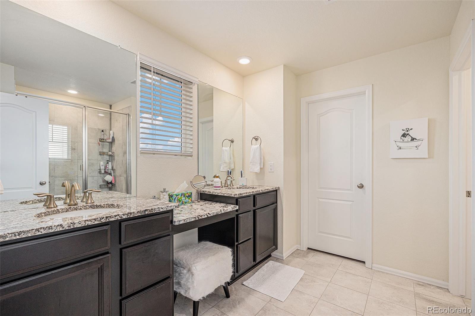 MLS Image #18 for 26385 e canal place,aurora, Colorado