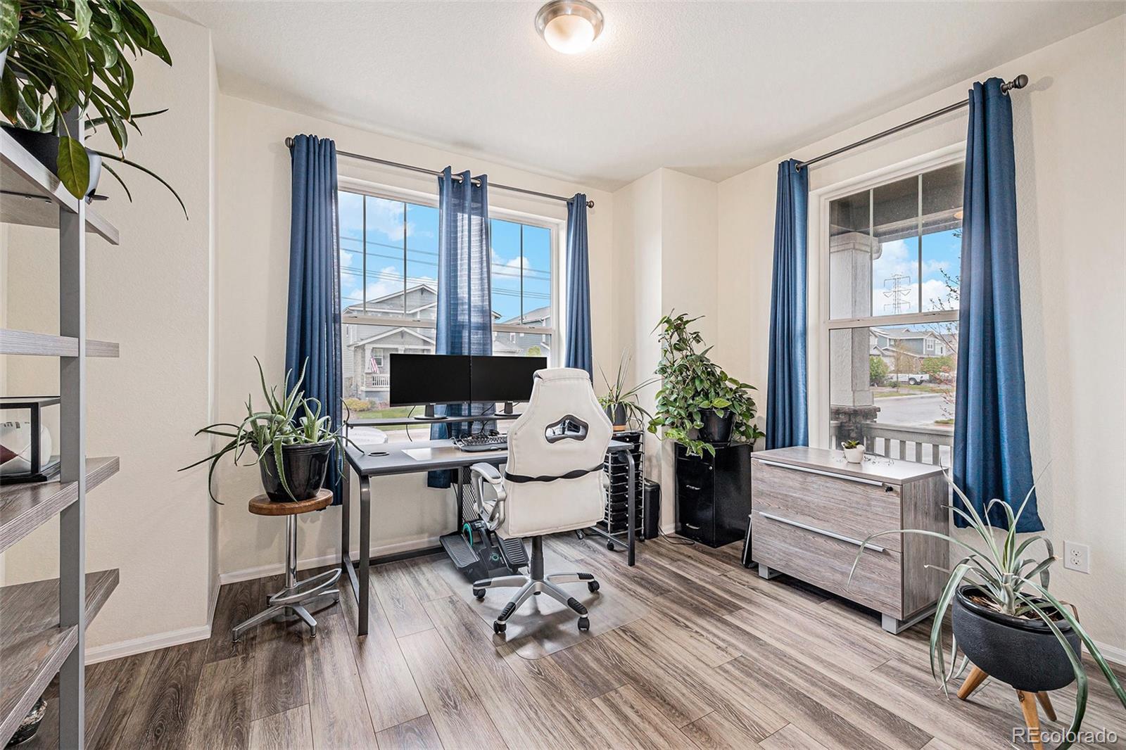 MLS Image #2 for 26385 e canal place,aurora, Colorado