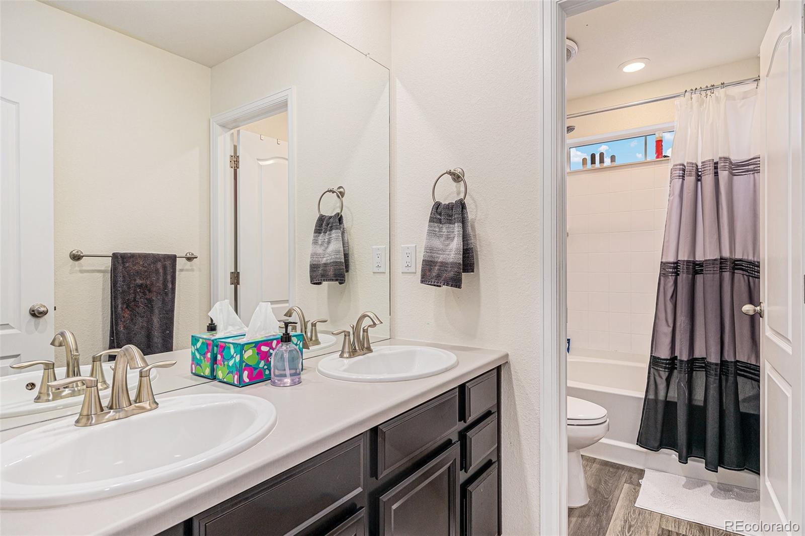 MLS Image #27 for 26385 e canal place,aurora, Colorado