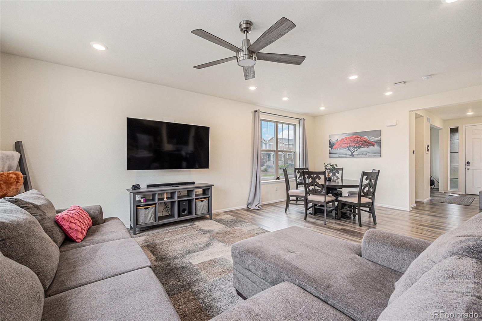 MLS Image #6 for 26385 e canal place,aurora, Colorado