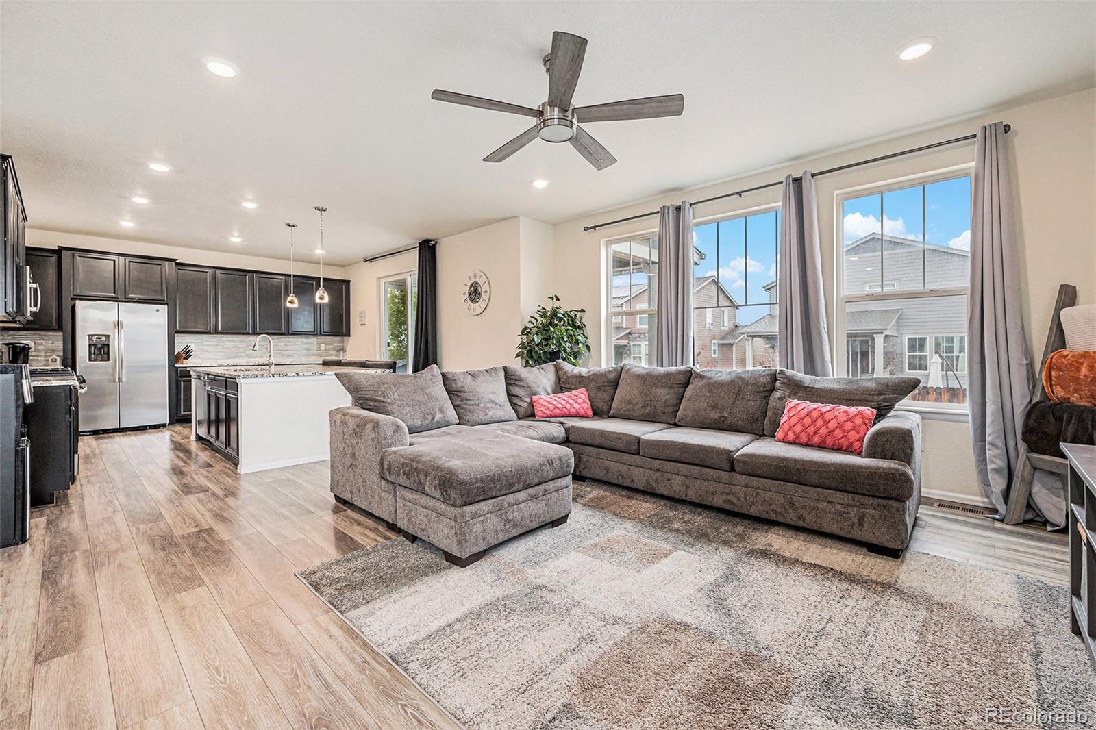 MLS Image #7 for 26385 e canal place,aurora, Colorado