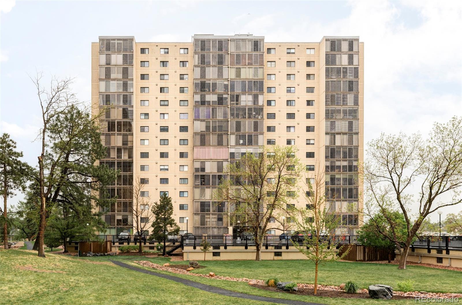 MLS Image #20 for 7877 e mississippi avenue,denver, Colorado