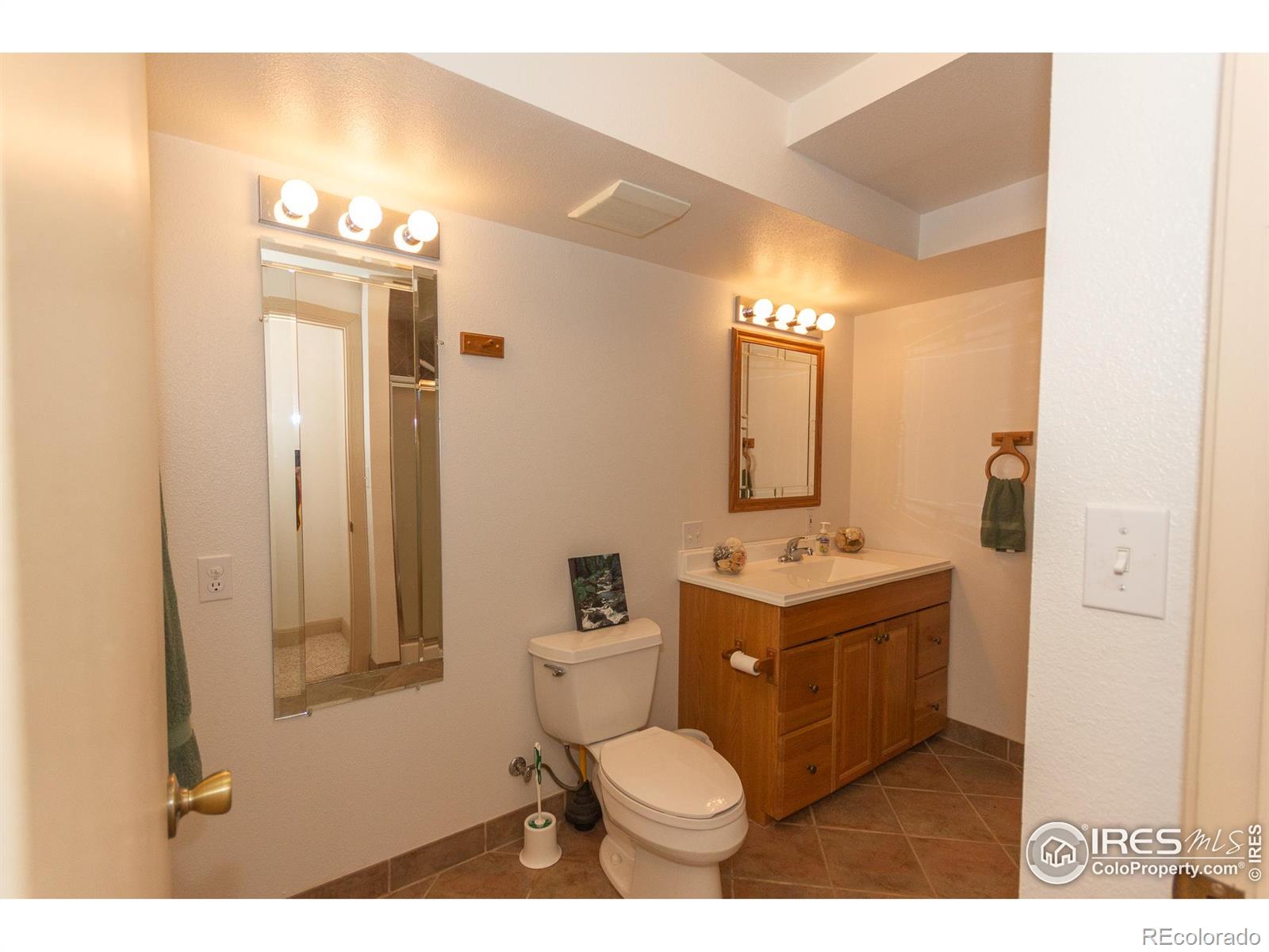 MLS Image #24 for 615  guardian peak drive,livermore, Colorado