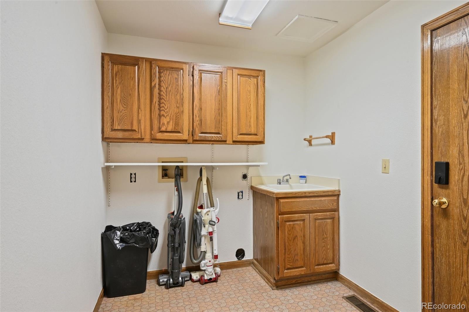 MLS Image #21 for 1105  oakhurst drive,broomfield, Colorado