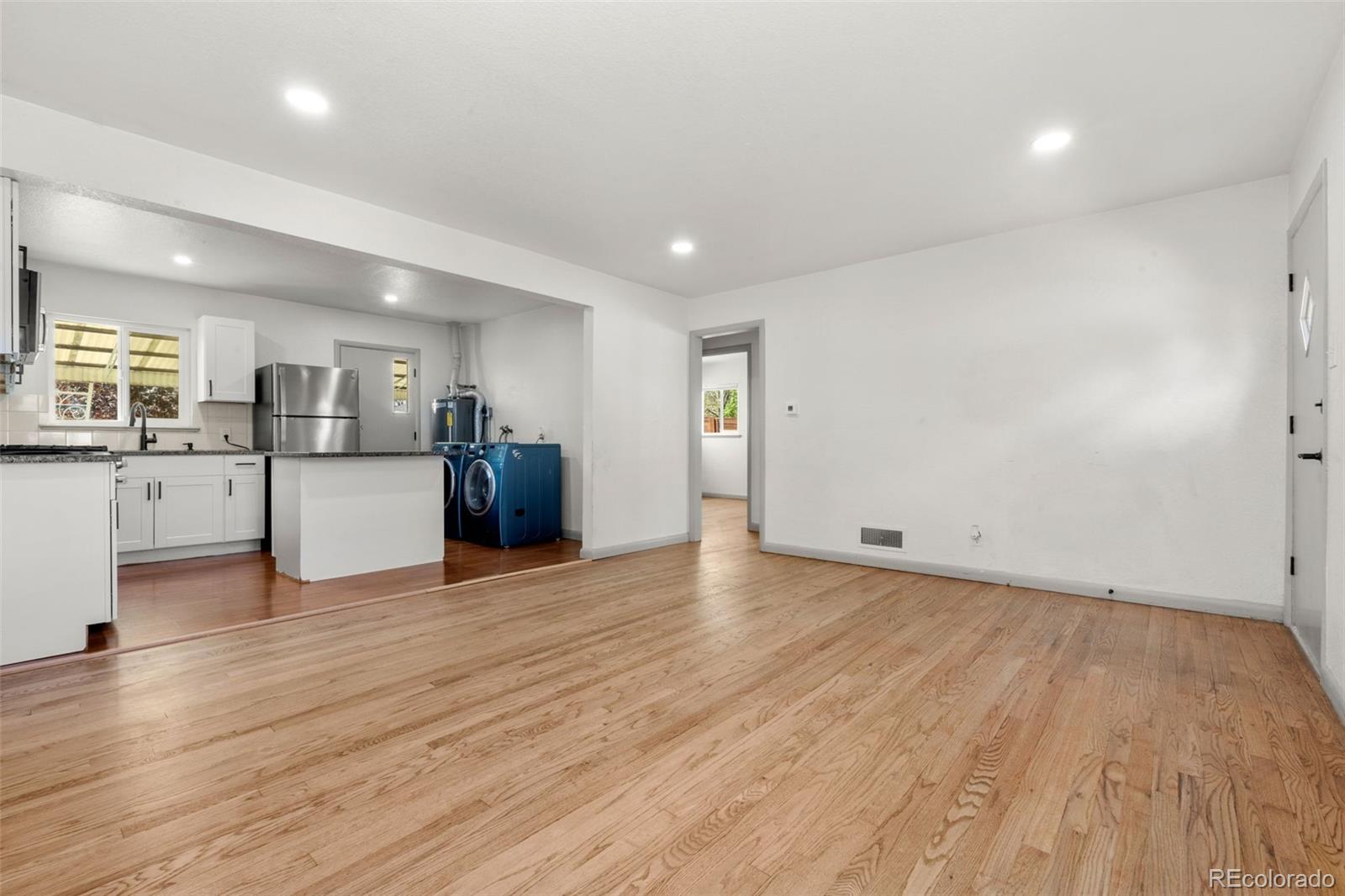 MLS Image #5 for 2205 s irving street,denver, Colorado