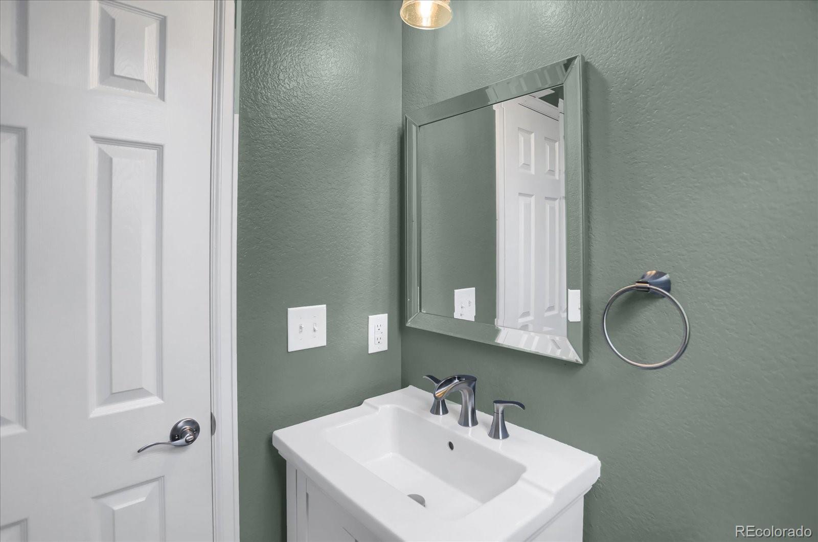 MLS Image #13 for 16062 e geddes drive 150,aurora, Colorado