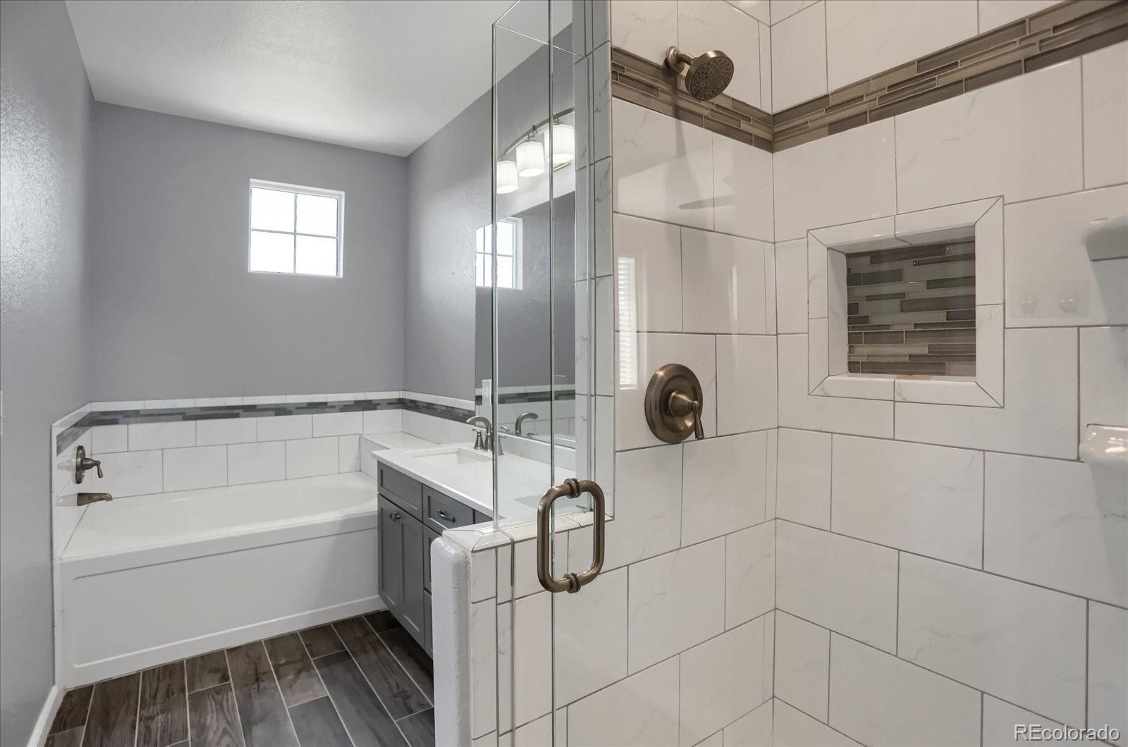 MLS Image #18 for 16062 e geddes drive 150,aurora, Colorado