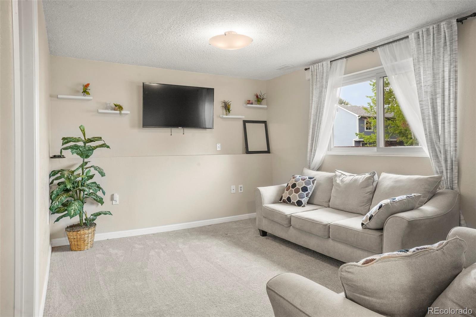 MLS Image #15 for 3312  meadow avenue,broomfield, Colorado