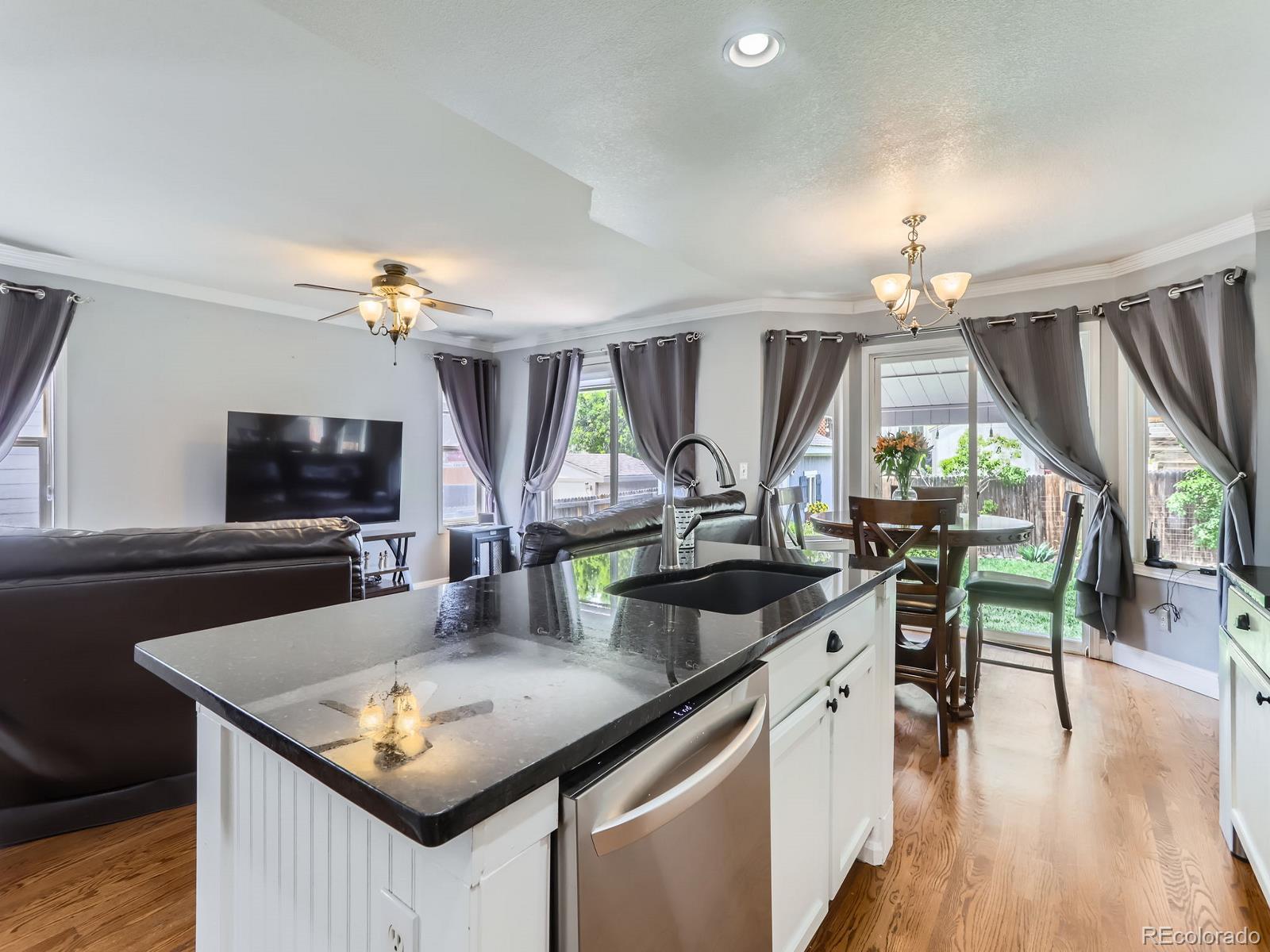 MLS Image #12 for 11569  grape street,thornton, Colorado