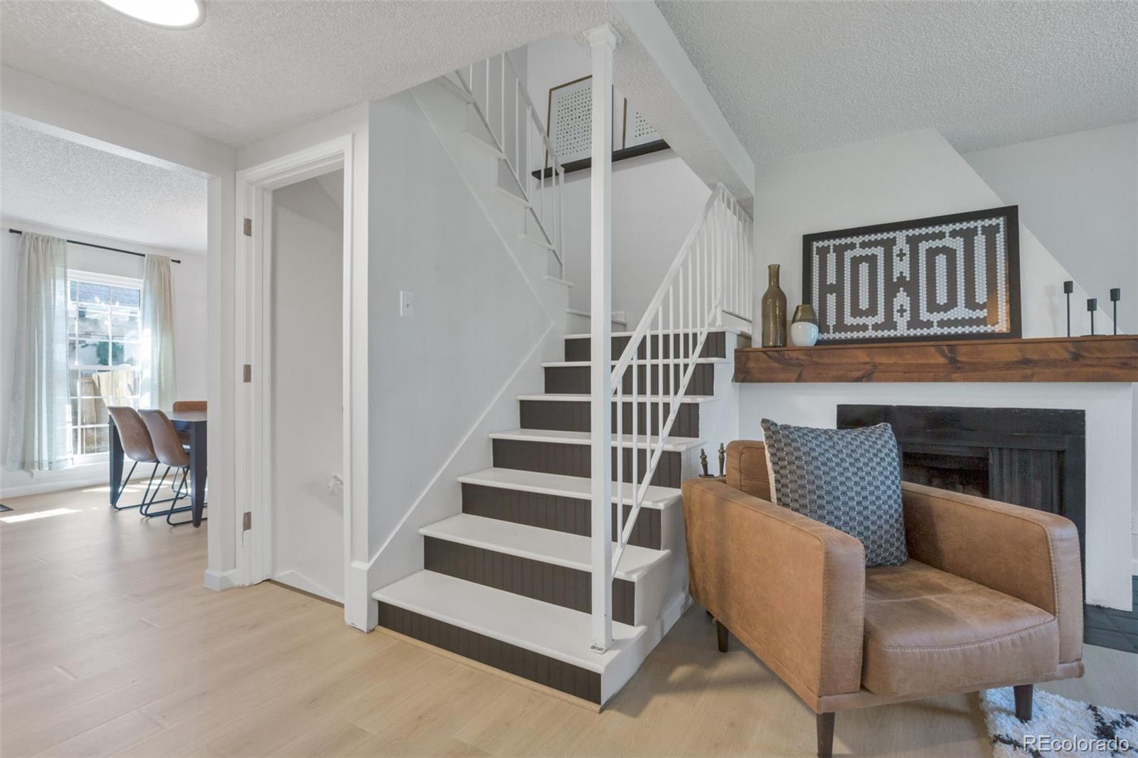MLS Image #9 for 9424 e girard avenue,denver, Colorado
