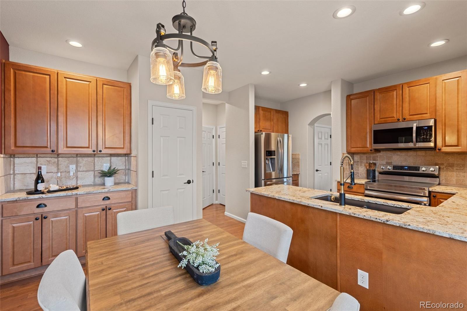 MLS Image #12 for 22342 e plymouth circle,aurora, Colorado