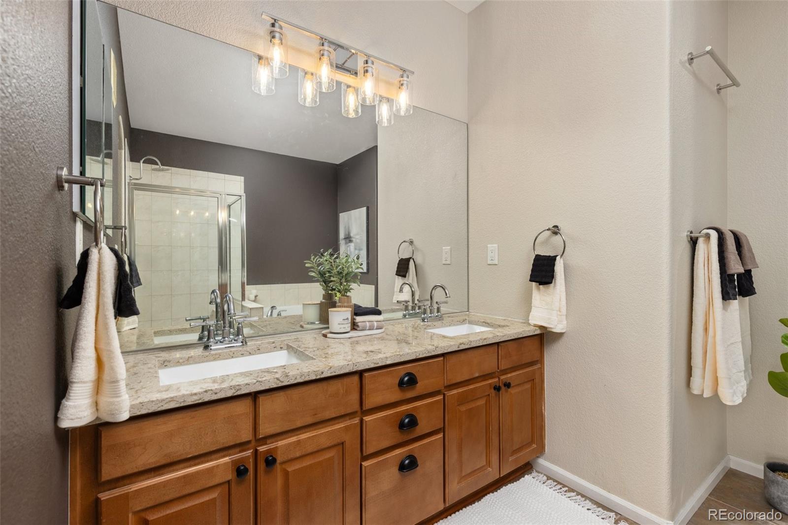 MLS Image #14 for 22342 e plymouth circle,aurora, Colorado