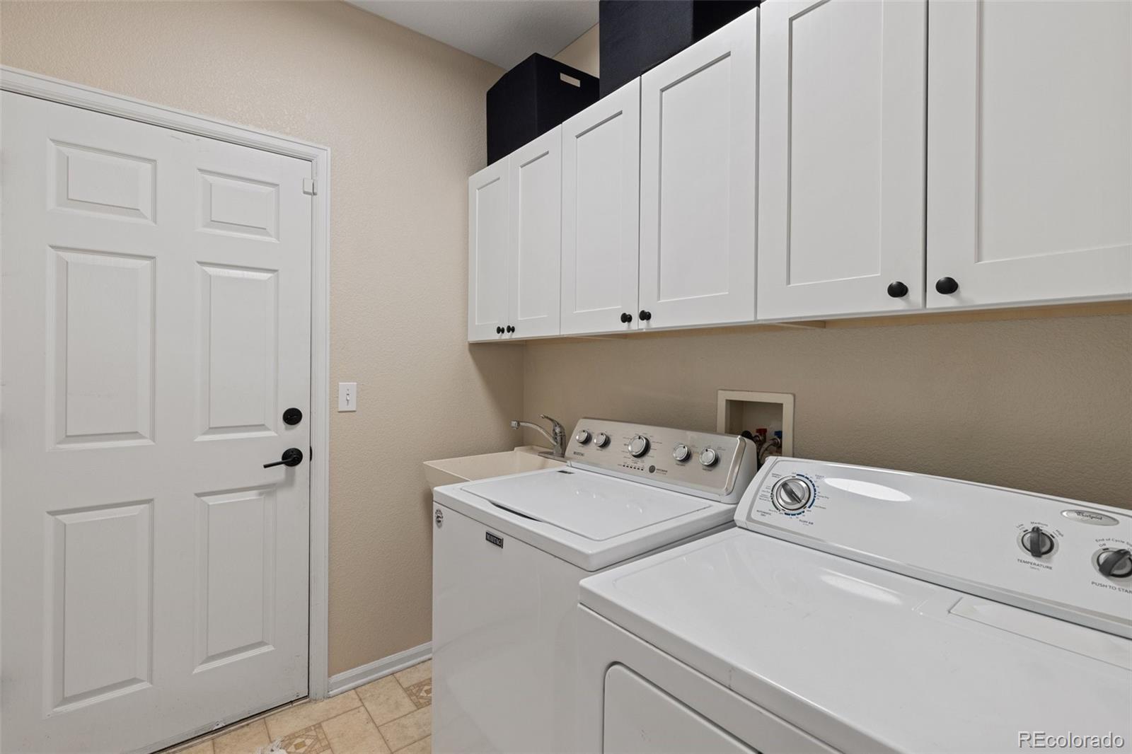 MLS Image #16 for 22342 e plymouth circle,aurora, Colorado