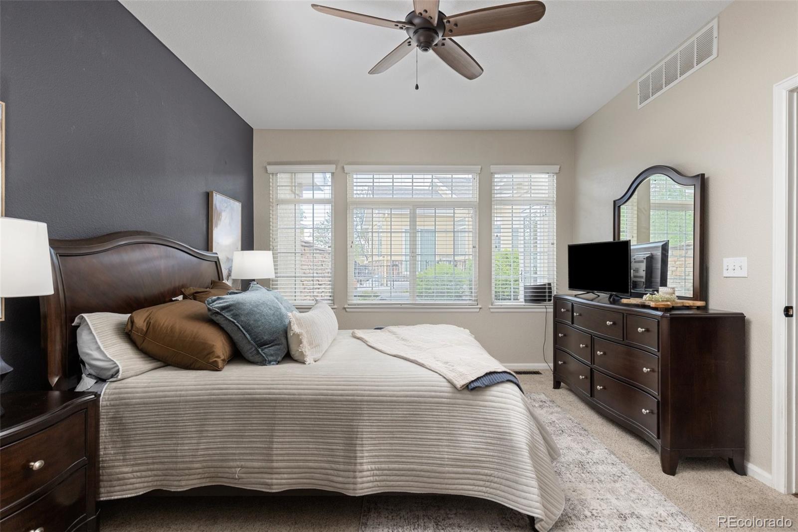 MLS Image #3 for 22342 e plymouth circle,aurora, Colorado