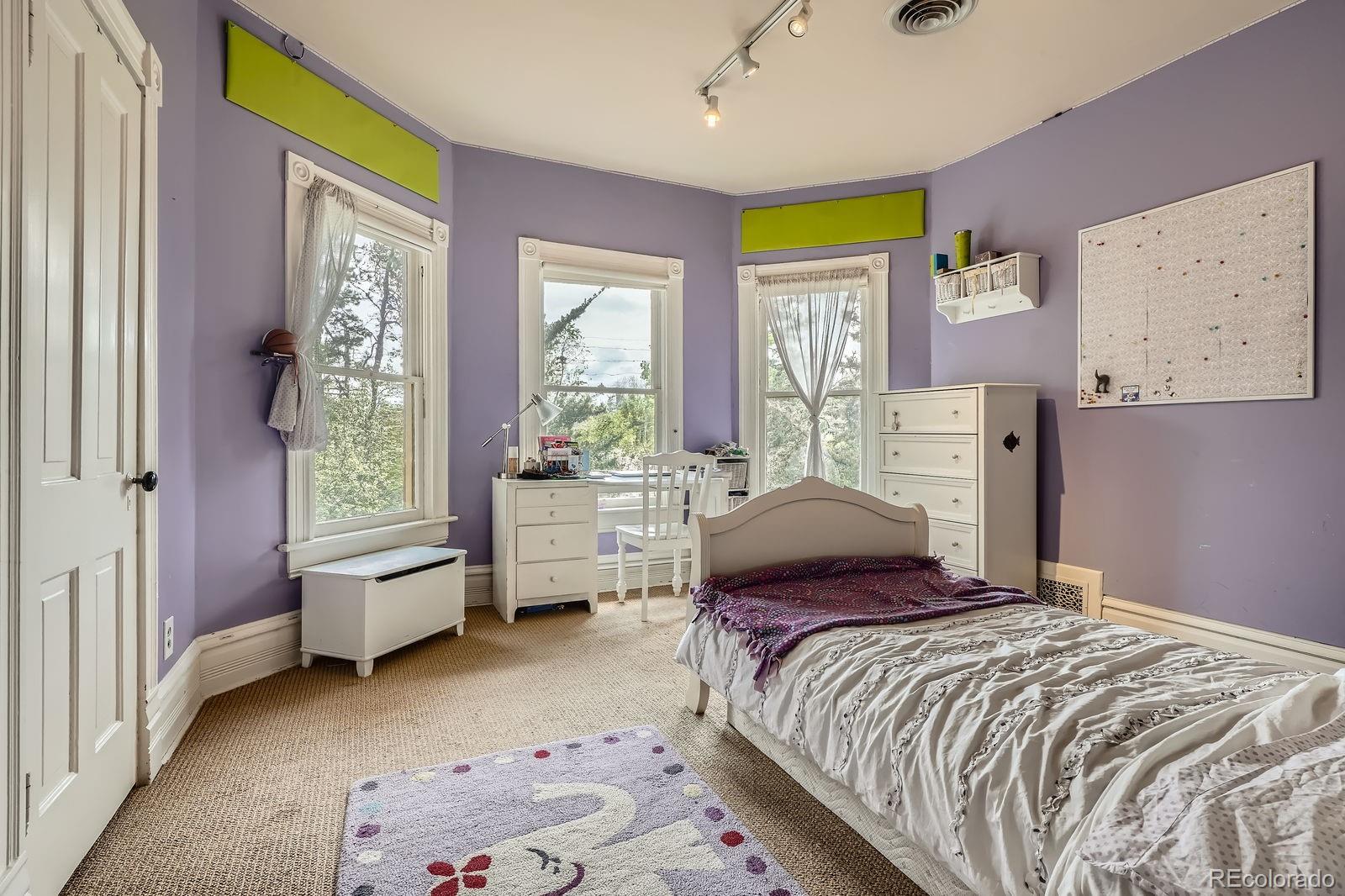 MLS Image #22 for 835  niagara street,denver, Colorado
