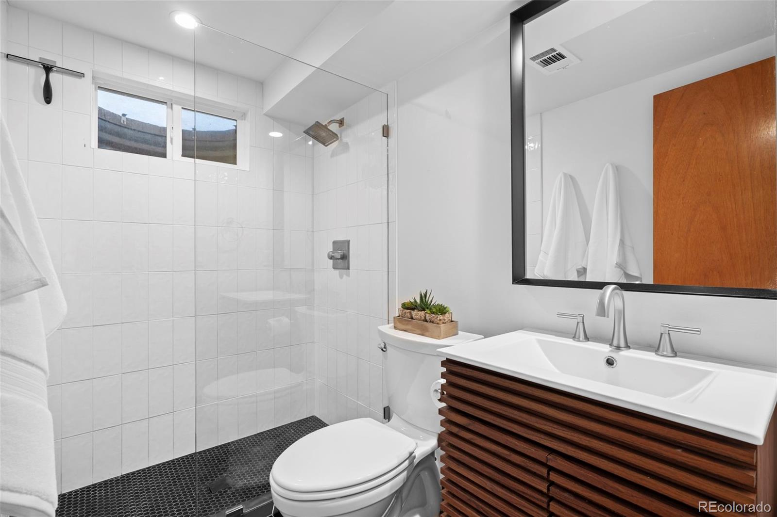 MLS Image #18 for 7736  vallejo street,denver, Colorado