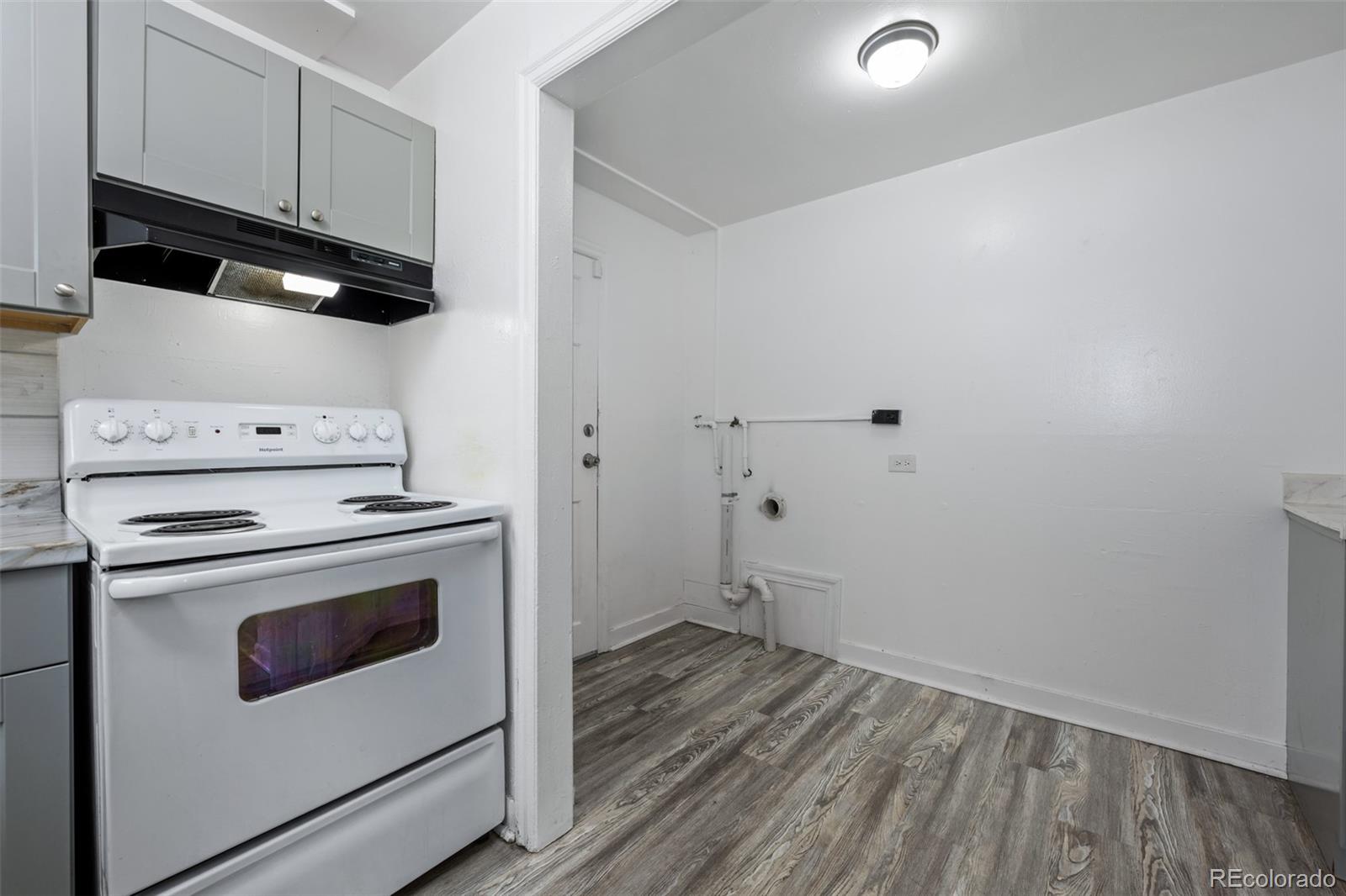MLS Image #11 for 3715 n jackson street,denver, Colorado