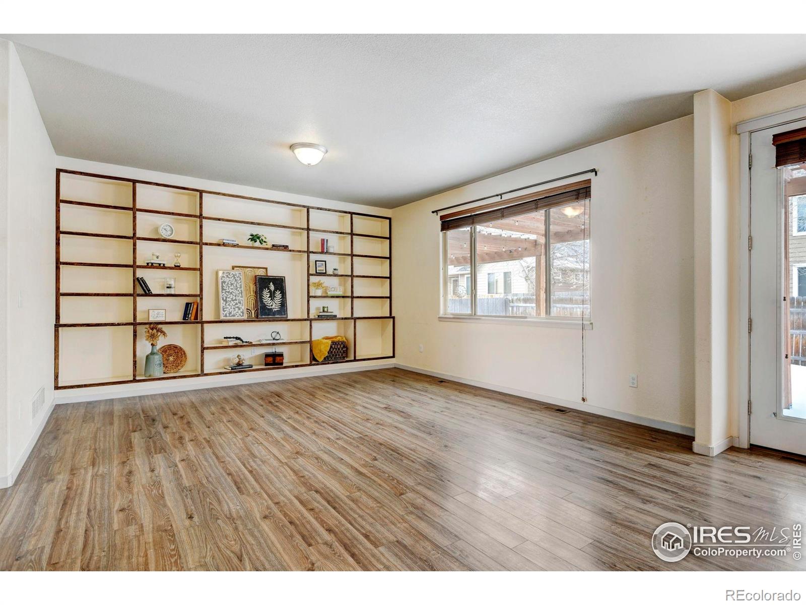 MLS Image #10 for 454  pioneer lane,johnstown, Colorado
