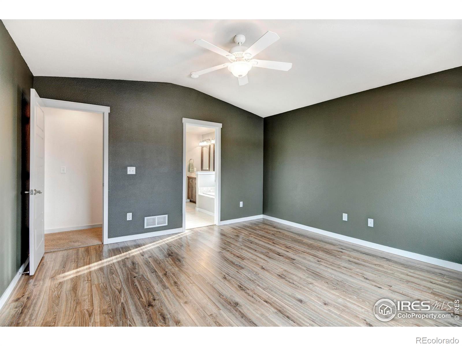 MLS Image #20 for 454  pioneer lane,johnstown, Colorado