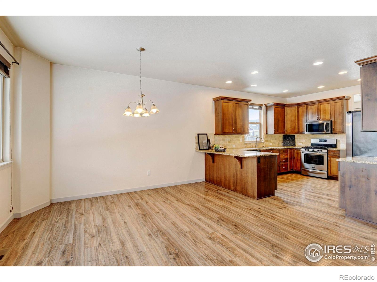MLS Image #8 for 454  pioneer lane,johnstown, Colorado