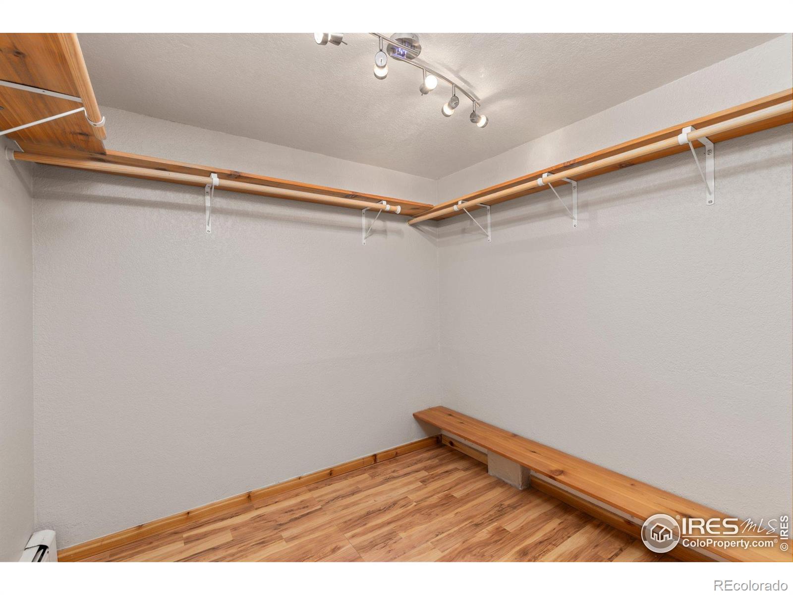 MLS Image #20 for 2875 w davies avenue,littleton, Colorado