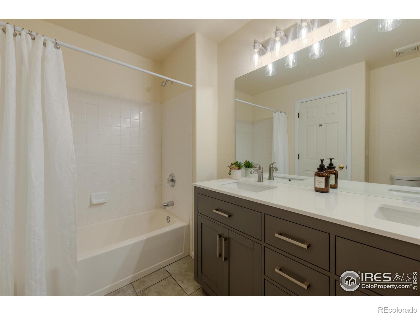 MLS Image #10 for 1295  cumberland drive,longmont, Colorado
