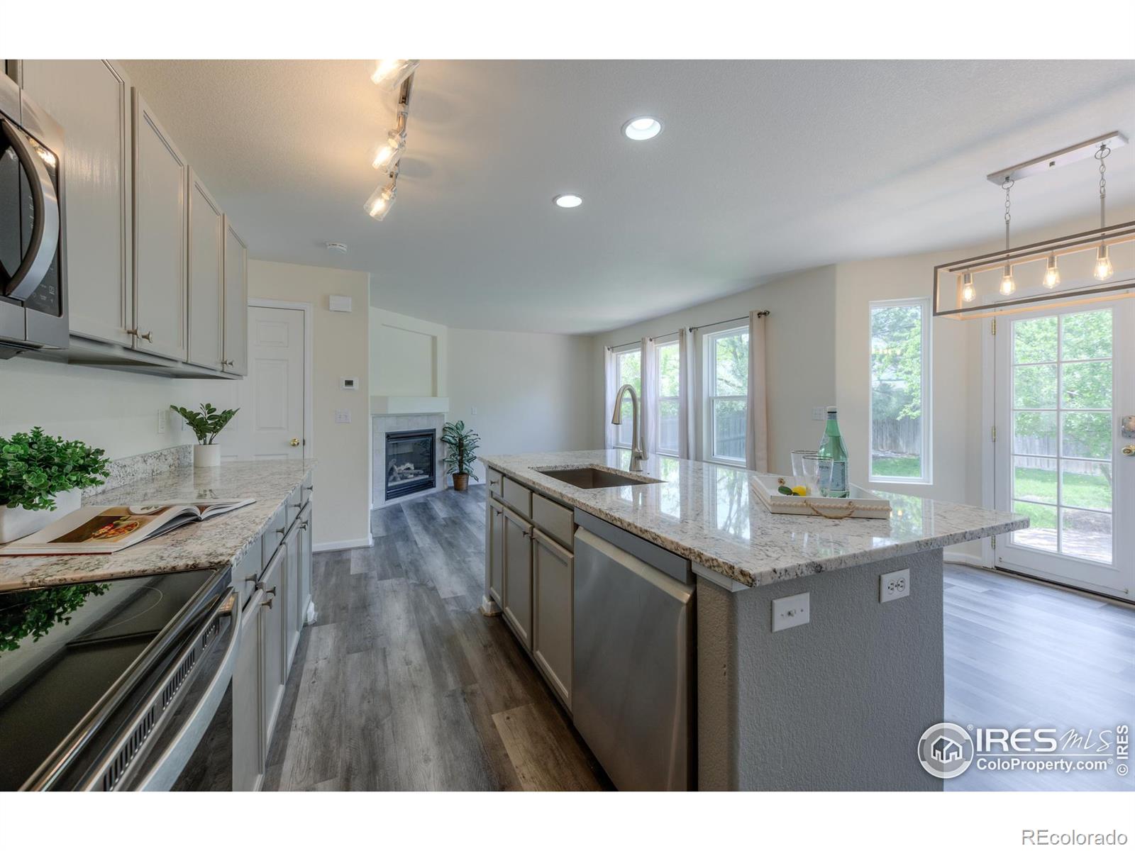 MLS Image #5 for 1295  cumberland drive,longmont, Colorado