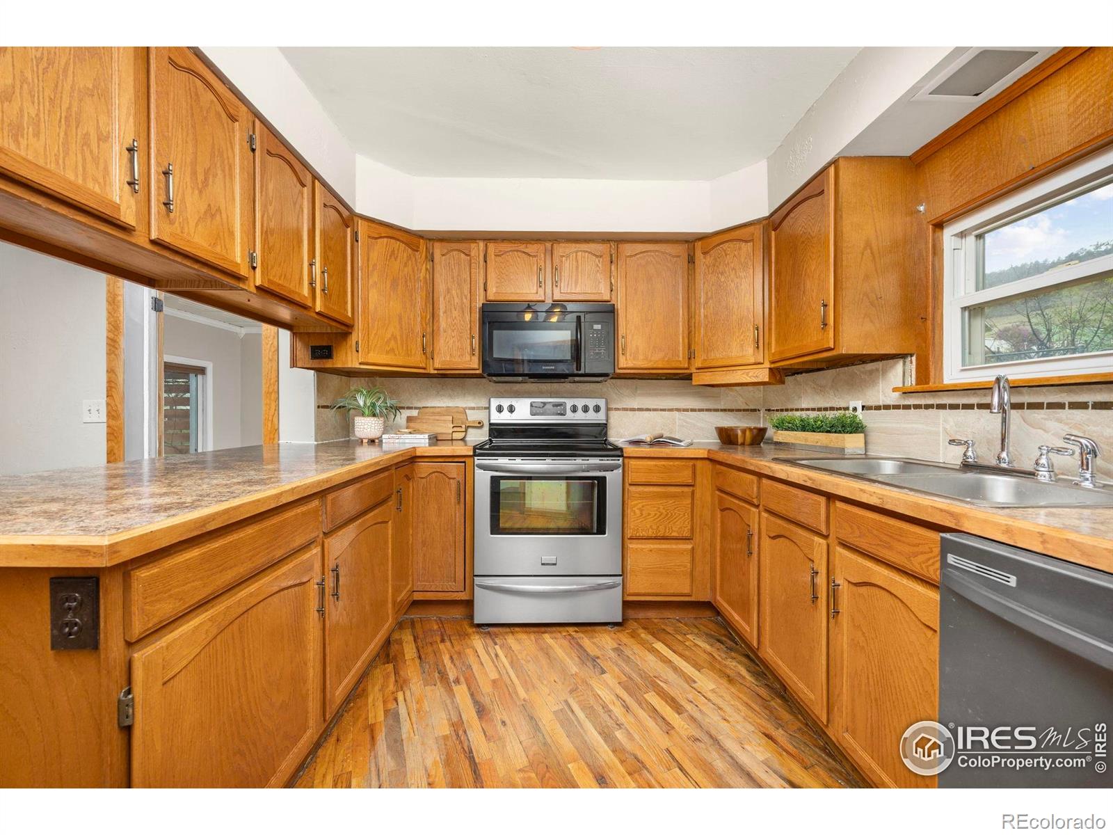 MLS Image #10 for 2767 n county road 27 ,loveland, Colorado