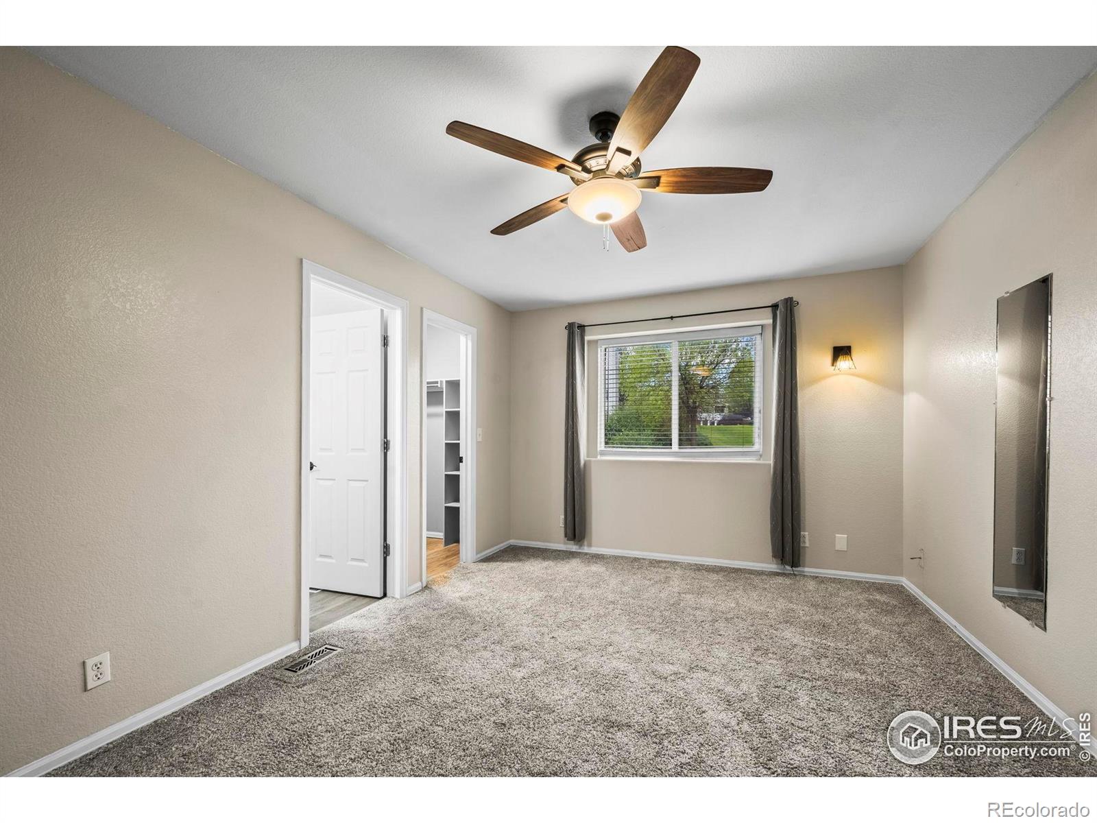 MLS Image #14 for 2002 e 102nd circle,thornton, Colorado
