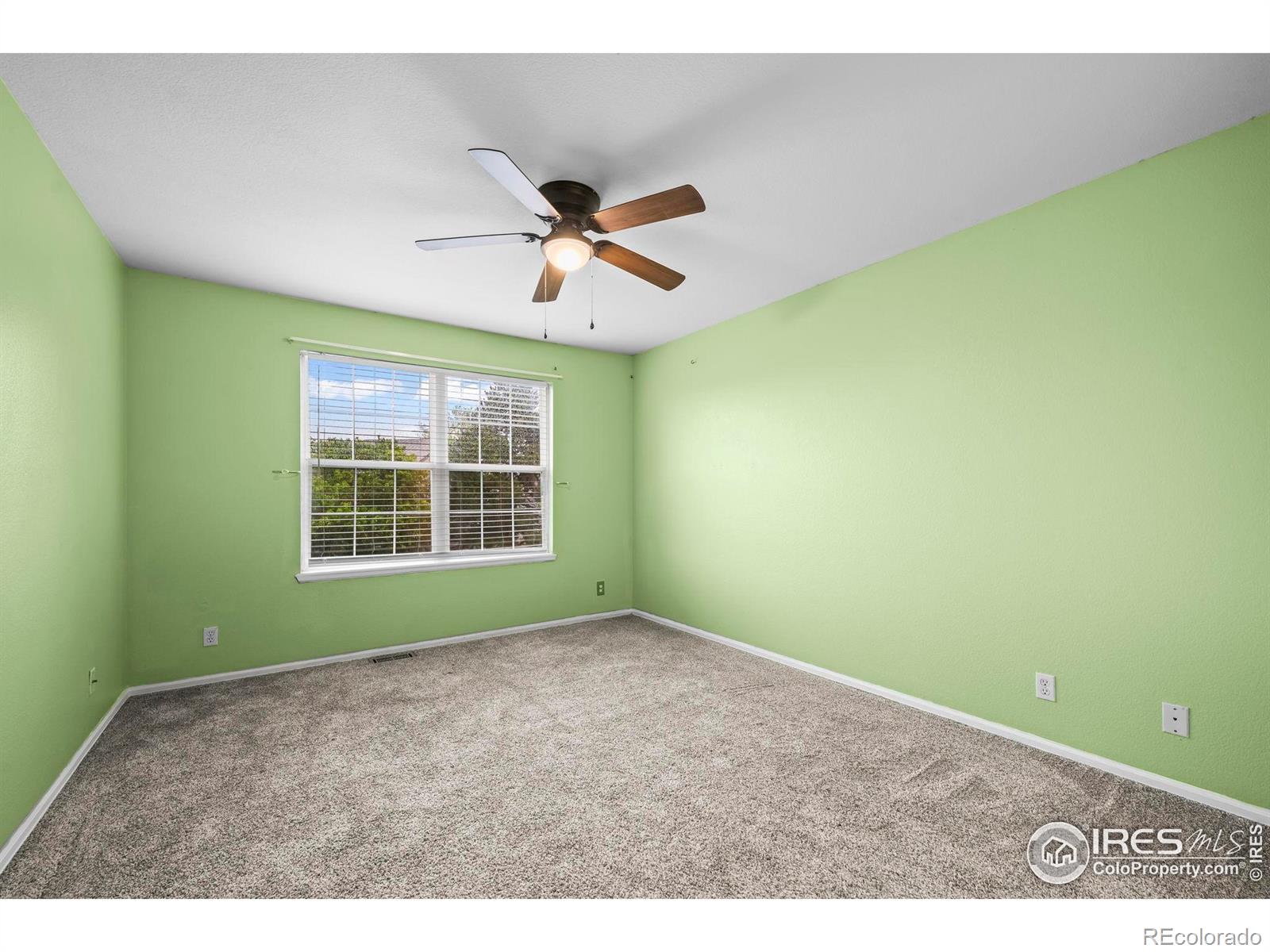 MLS Image #17 for 2002 e 102nd circle,thornton, Colorado