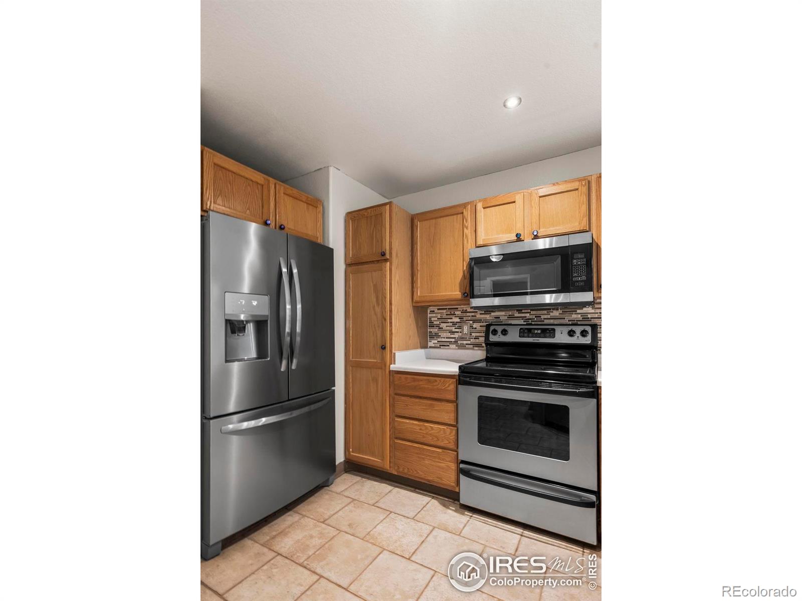 MLS Image #6 for 2002 e 102nd circle,thornton, Colorado